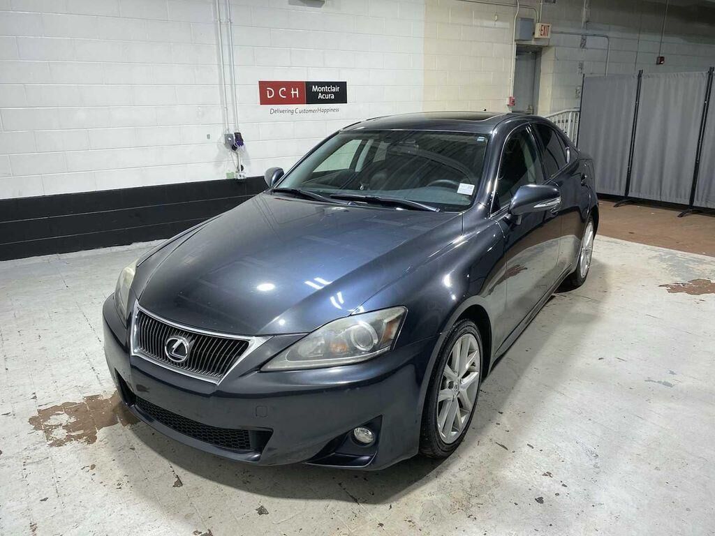 2011 LEXUS IS
