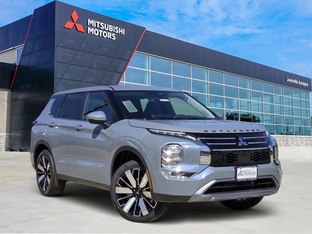 2026 MITSUBISHI Outlander