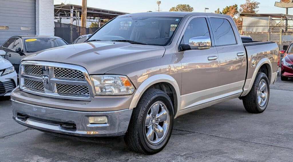 2010 DODGE Ram