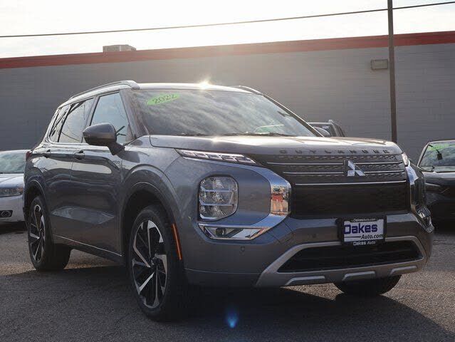 2022 MITSUBISHI Outlander