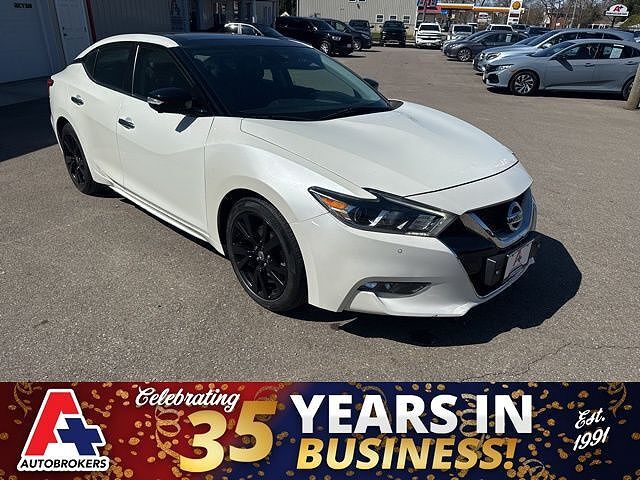2017 NISSAN Maxima