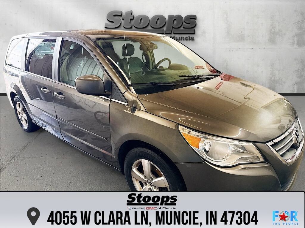 2010 VOLKSWAGEN Routan