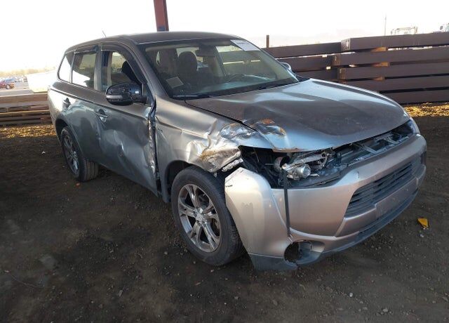 2014 MITSUBISHI Outlander