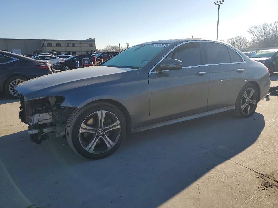 2018 MERCEDES-BENZ E-Class