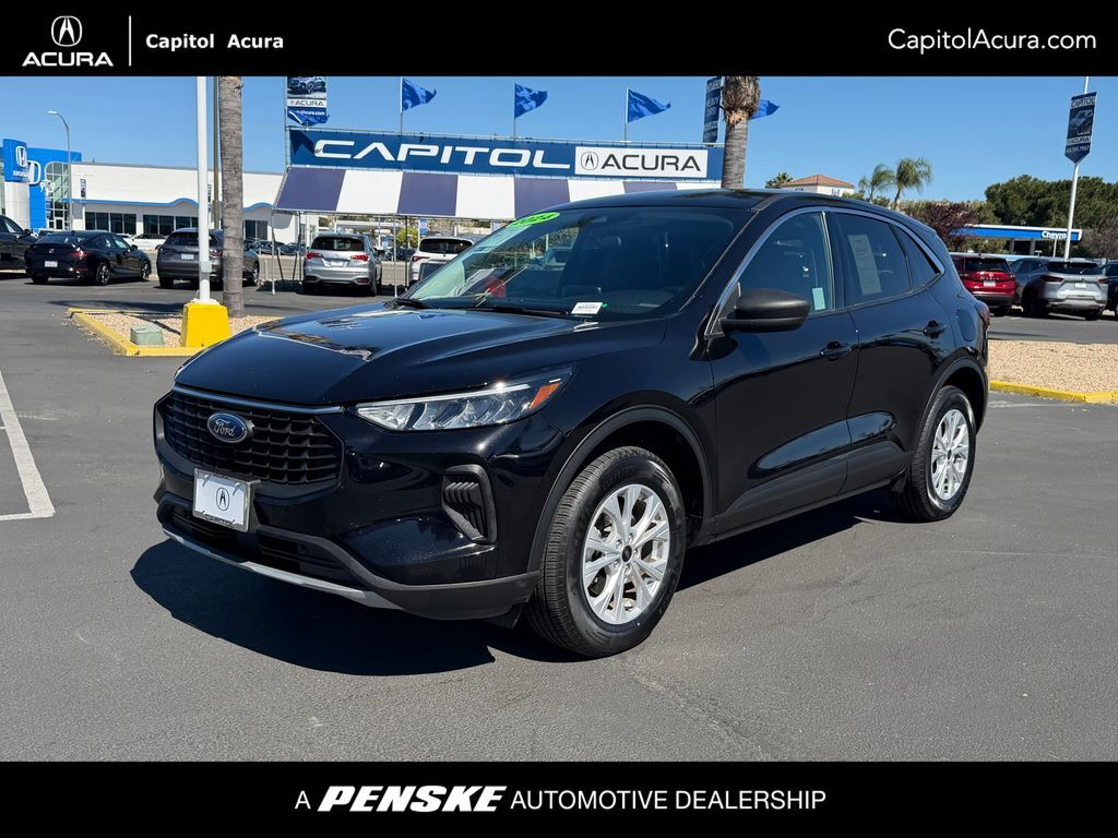 2024 FORD Escape