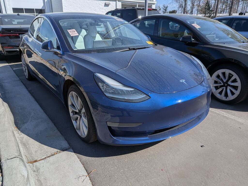 2019 TESLA Model 3