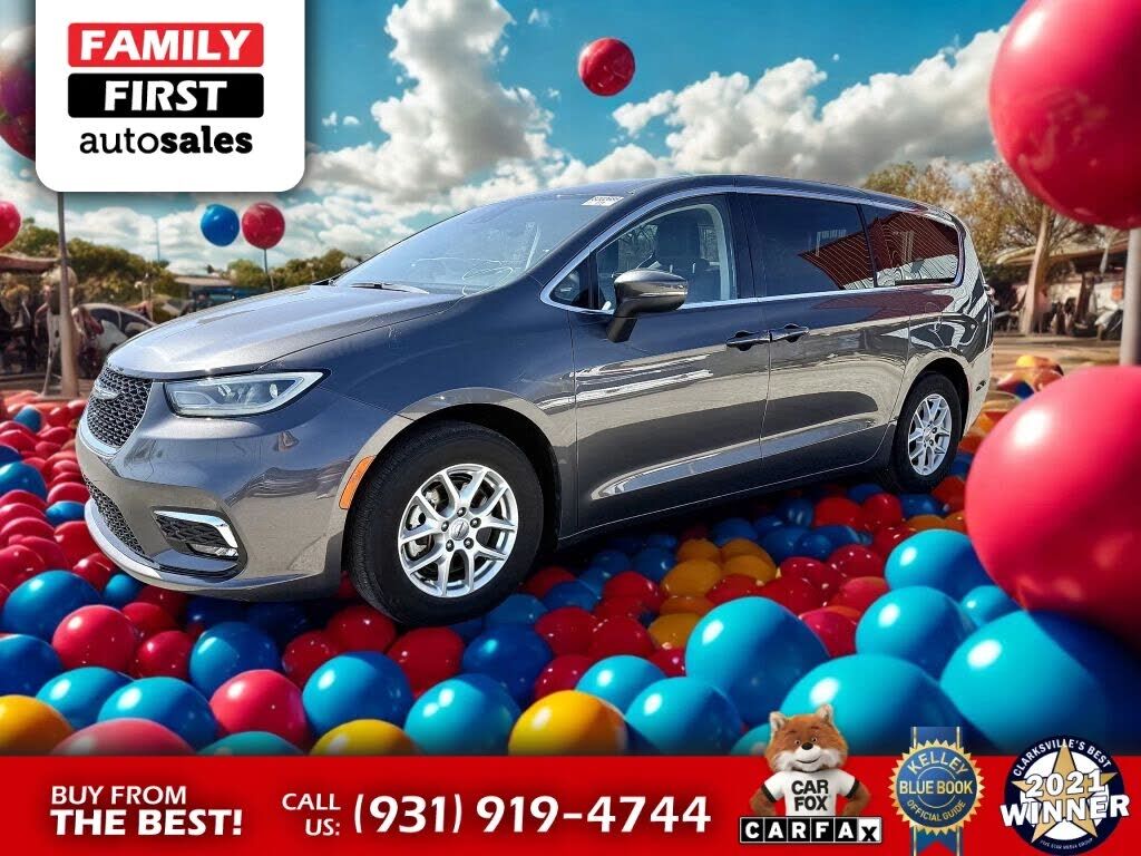 2023 CHRYSLER Pacifica