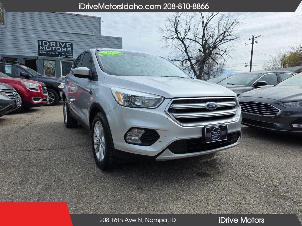 2017 FORD Escape