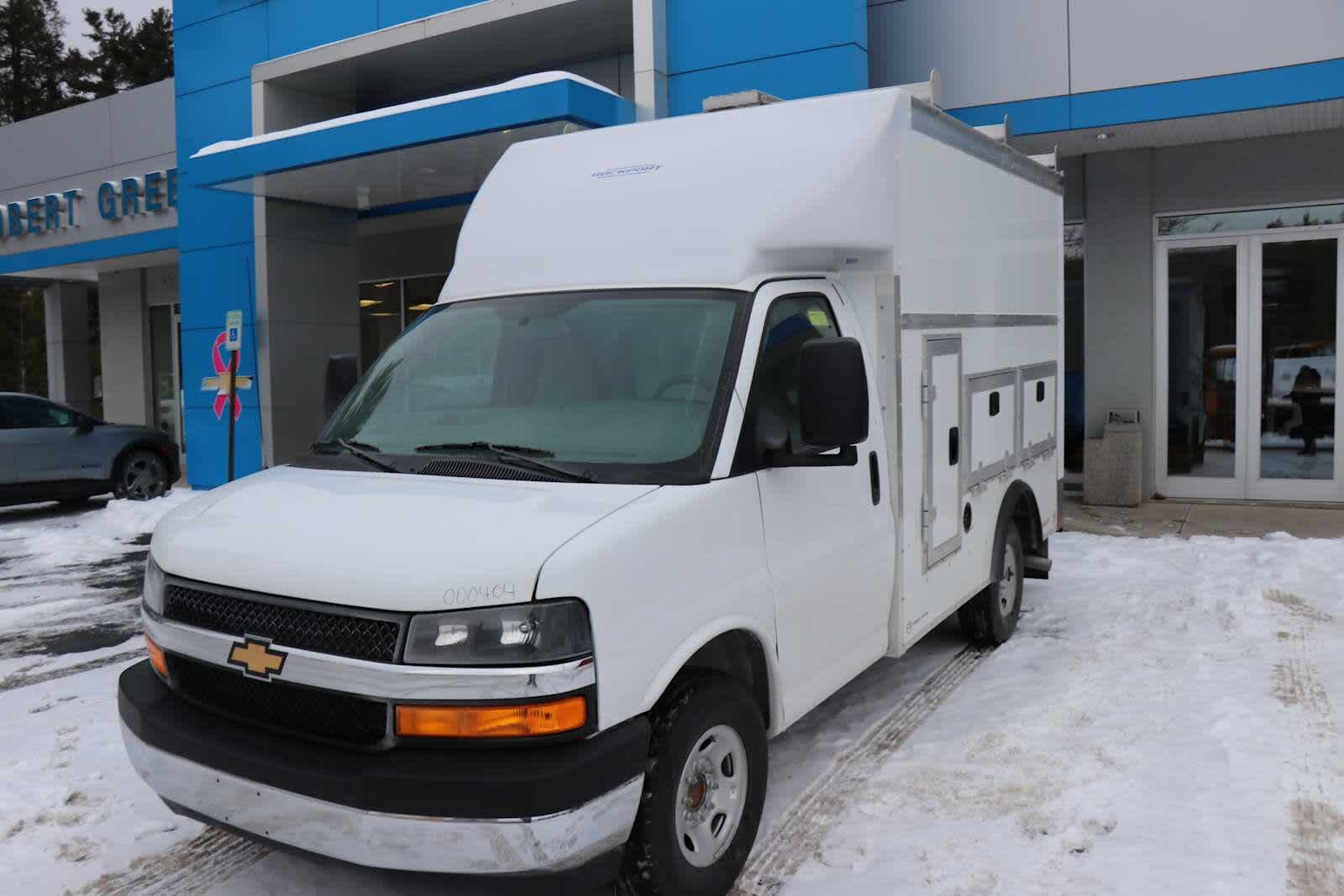 2026 CHEVROLET Express
