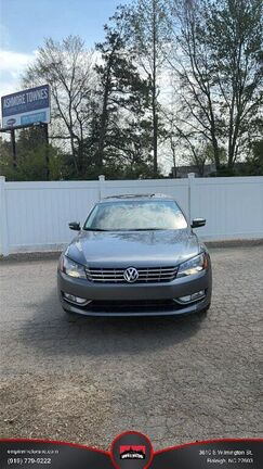 2013 VOLKSWAGEN Passat