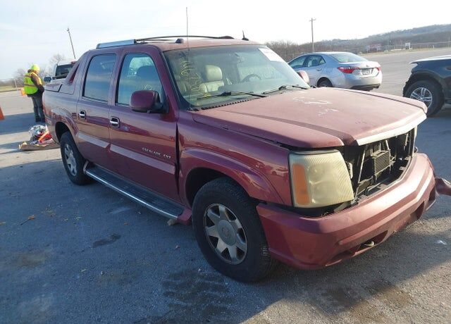 2004 CADILLAC Escalade