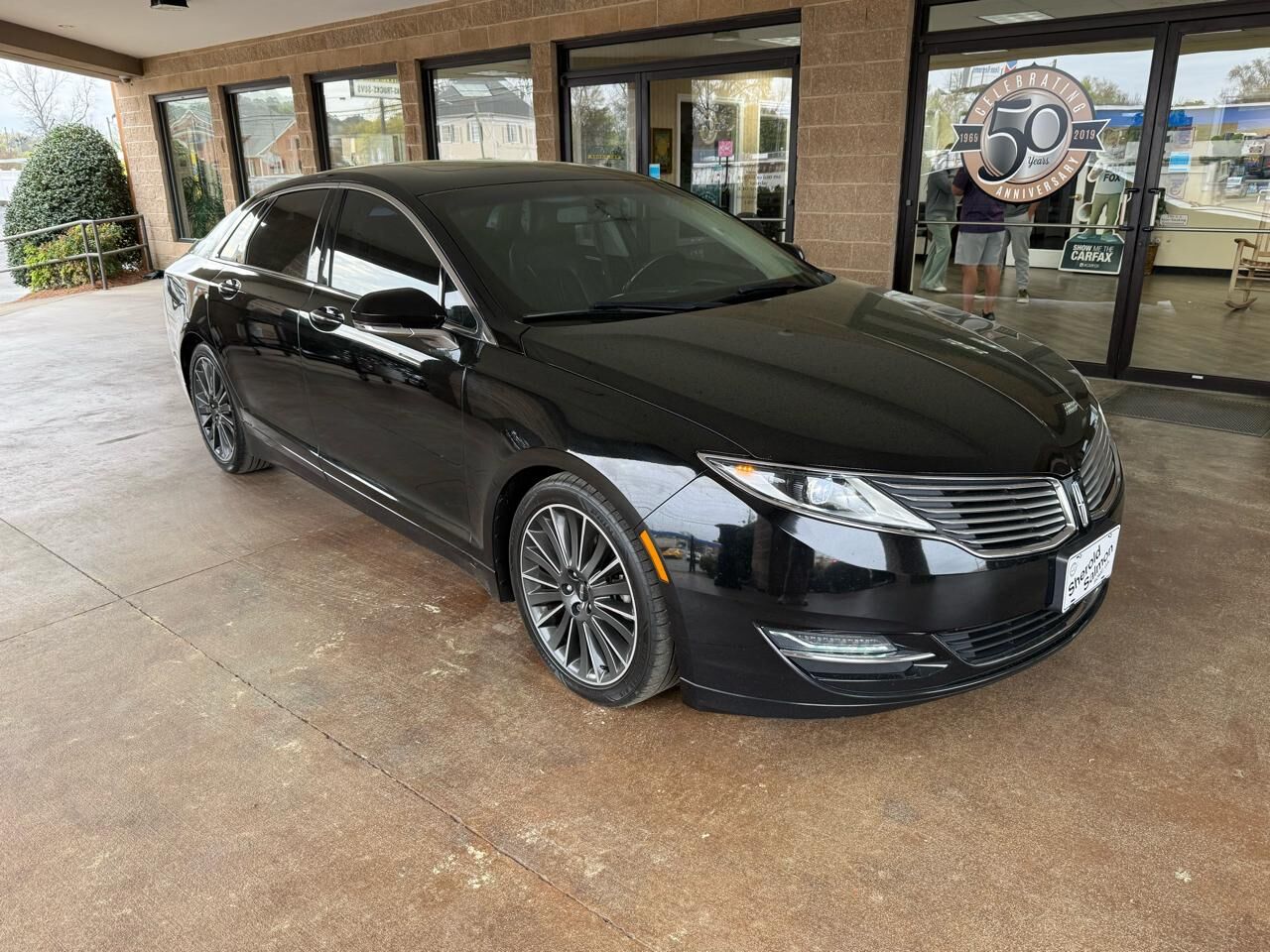 2016 LINCOLN MKZ