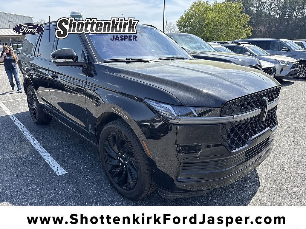 2025 LINCOLN Navigator