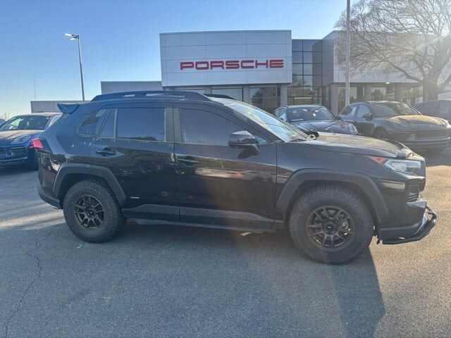 2021 TOYOTA RAV4
