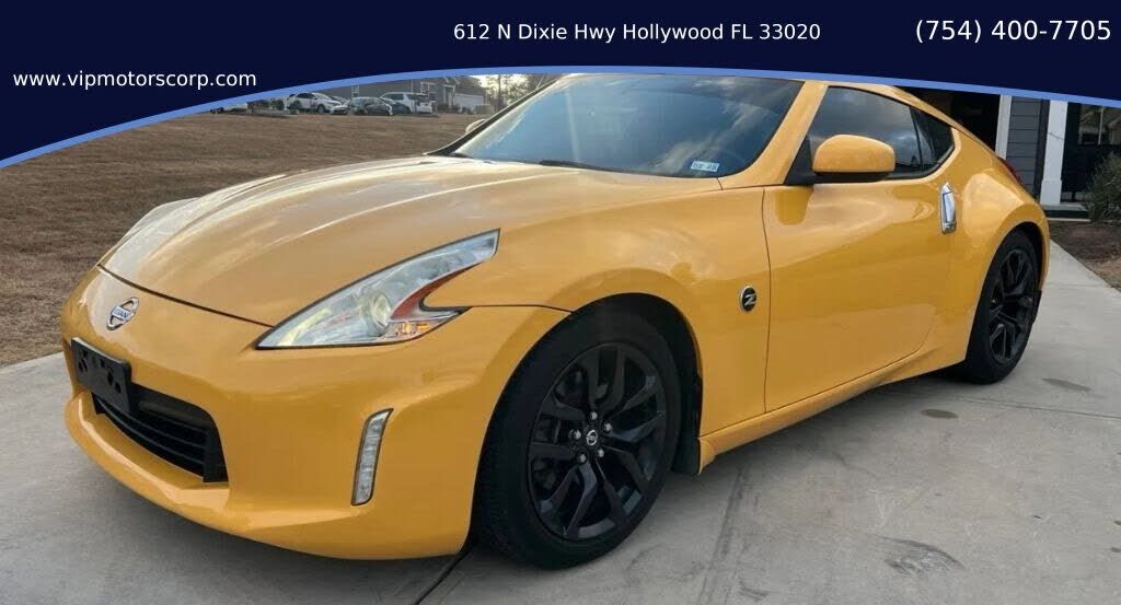 2017 NISSAN 370Z