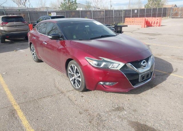2016 NISSAN Maxima