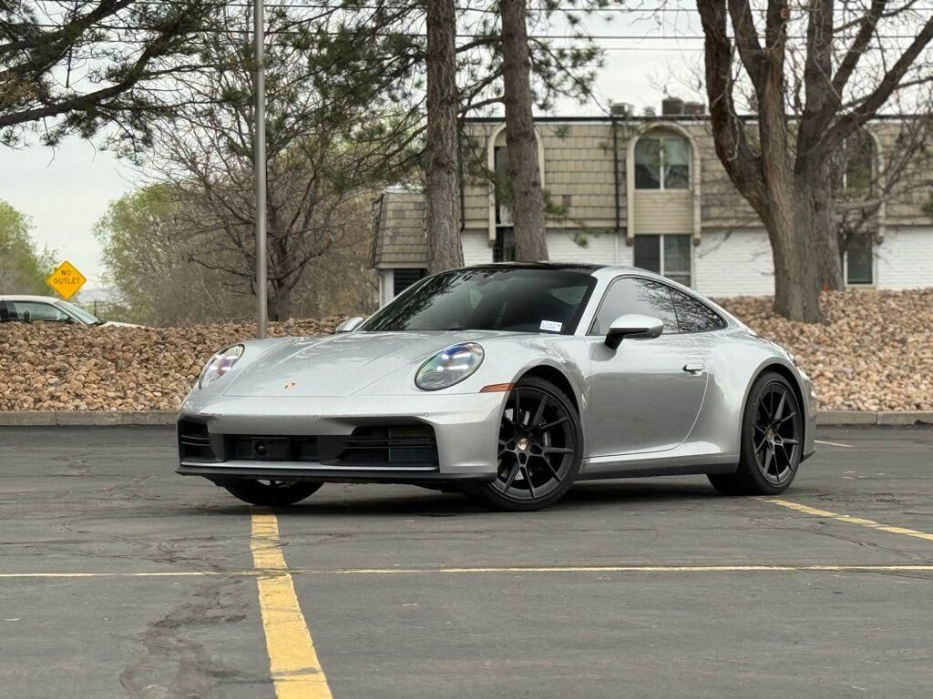 2025 PORSCHE 911