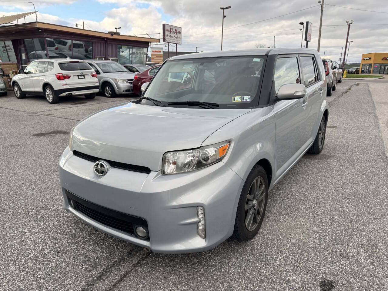 2013 TOYOTA SCION