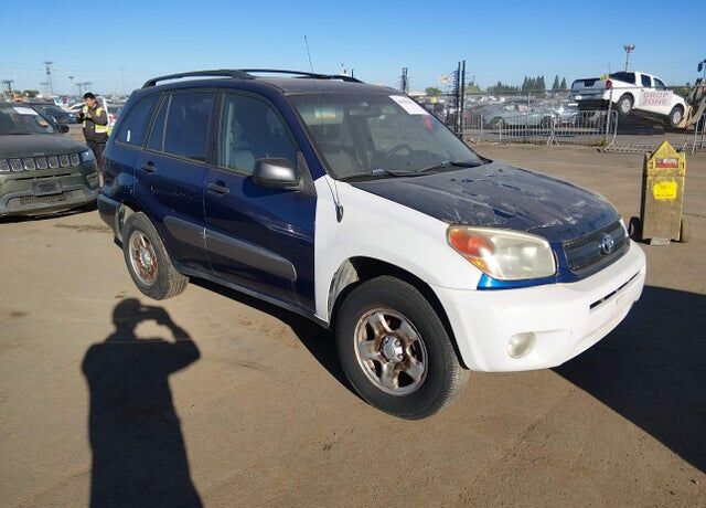 2004 TOYOTA RAV4