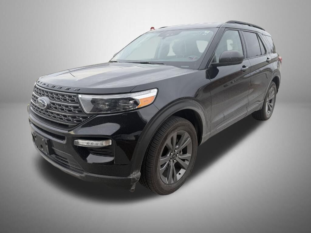 2021 FORD Explorer