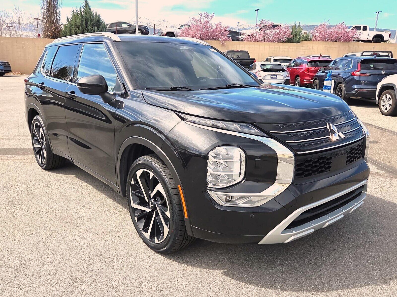 2022 MITSUBISHI Outlander