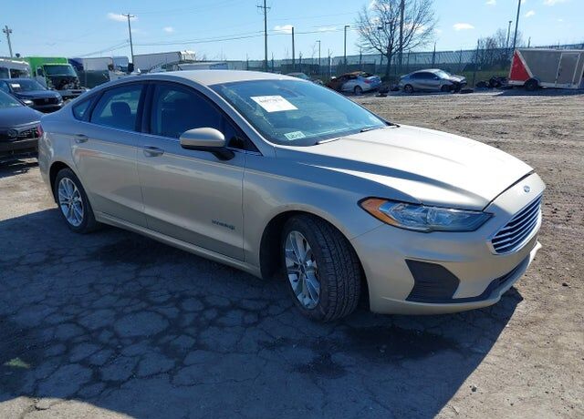 2019 FORD Fusion