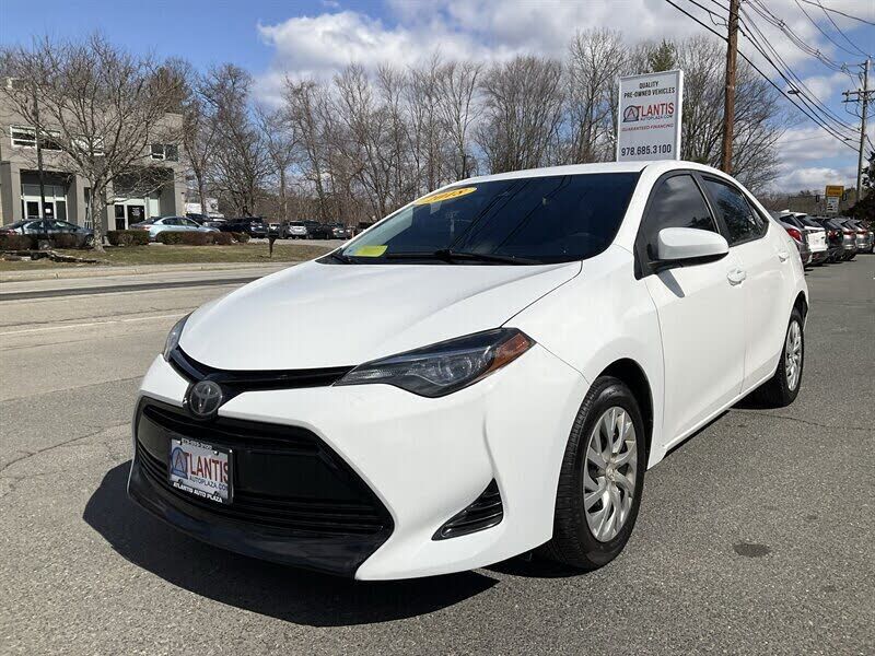 2018 TOYOTA Corolla