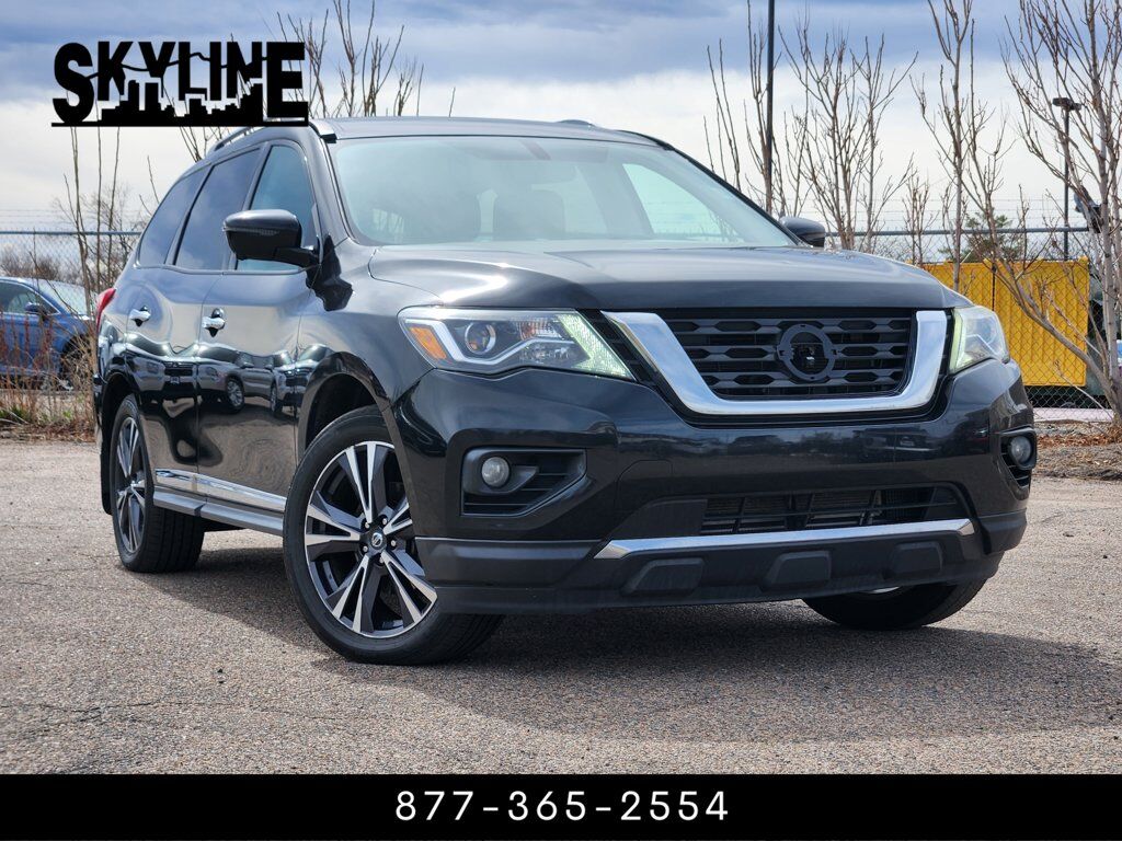 2017 NISSAN Pathfinder