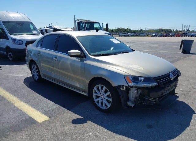 2013 VOLKSWAGEN Jetta