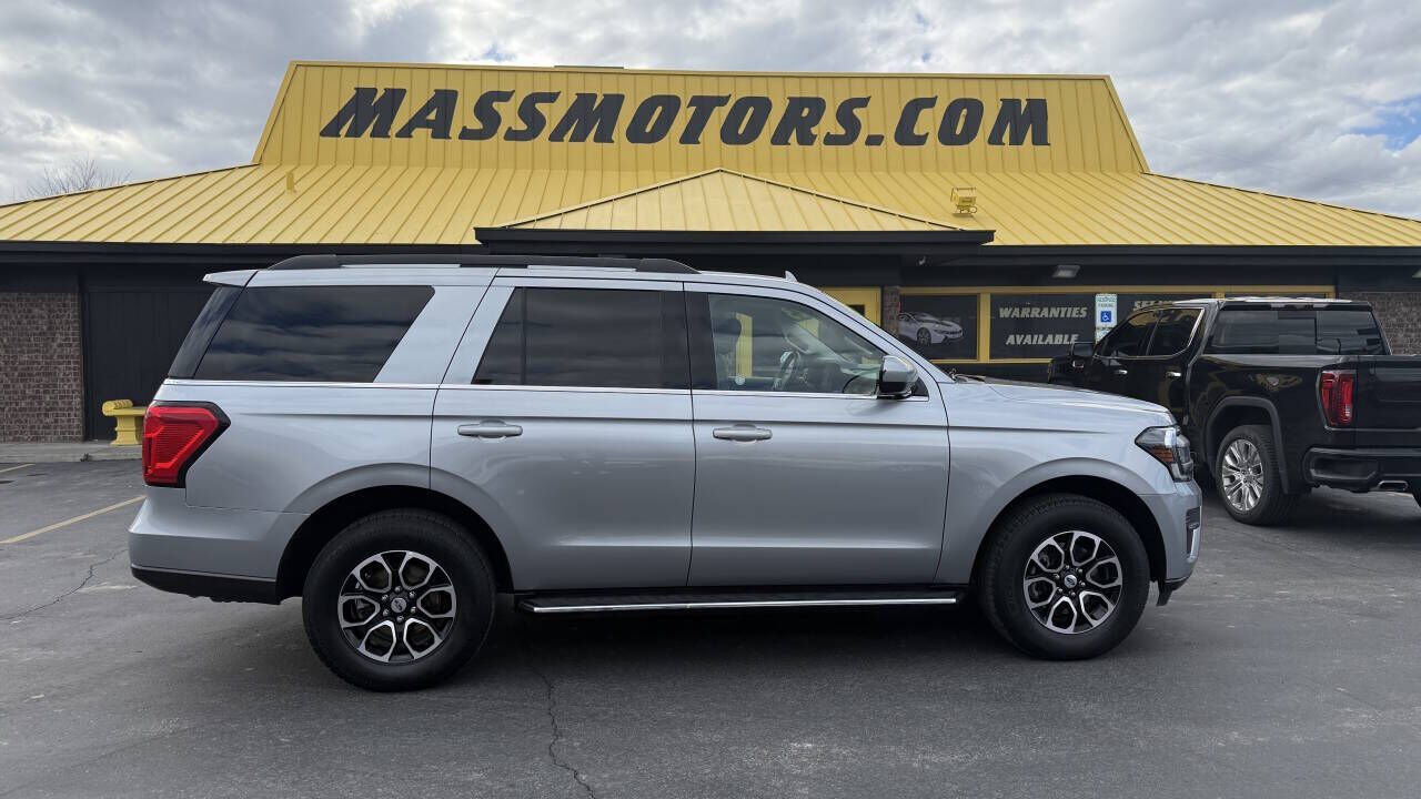 2023 FORD Expedition