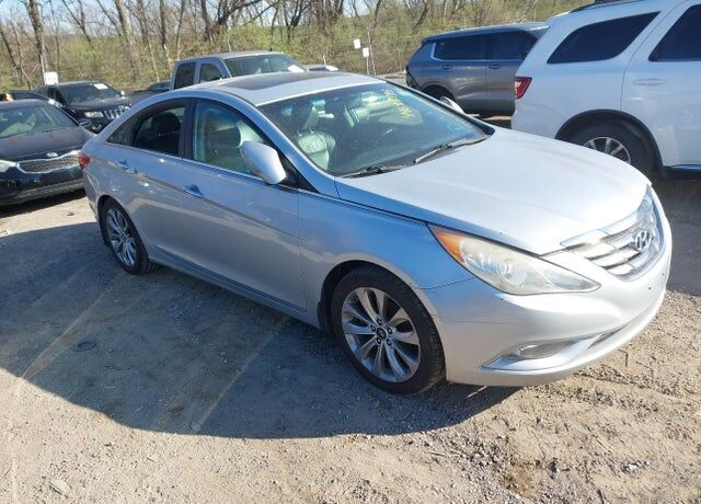 2013 HYUNDAI Sonata
