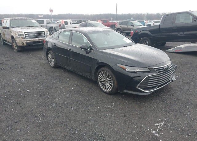 2022 TOYOTA Avalon