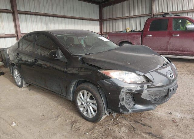 2013 MAZDA Mazda3