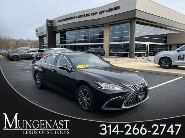 2022 LEXUS ES