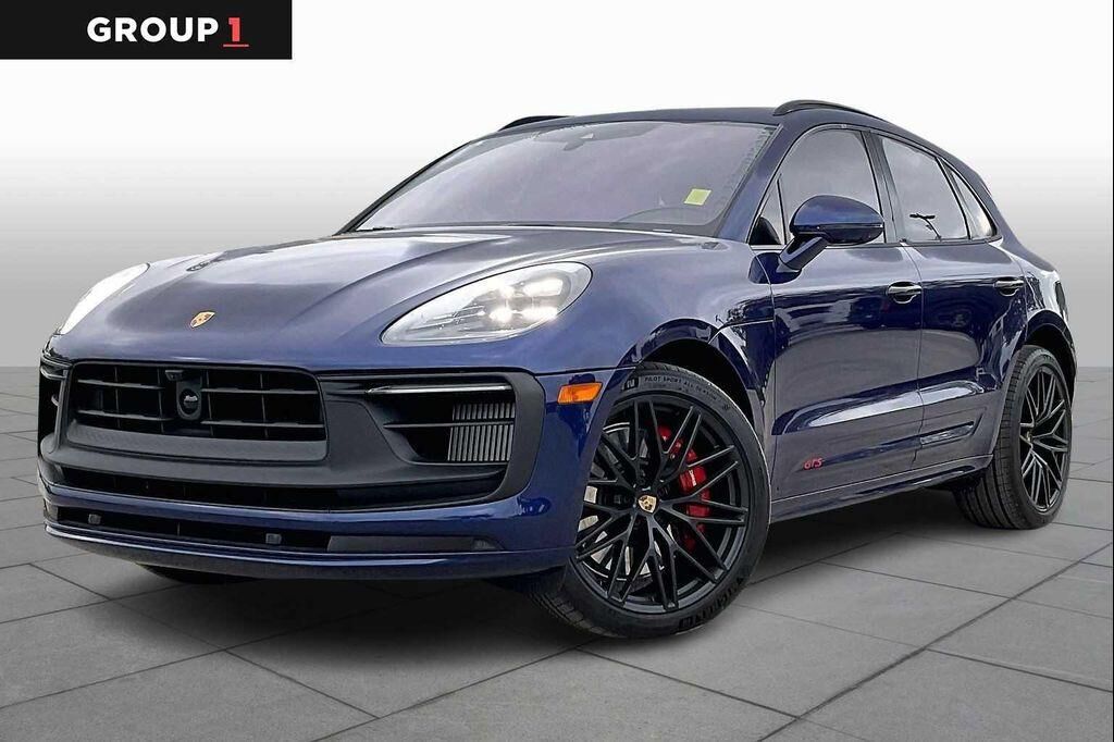 2026 PORSCHE Macan