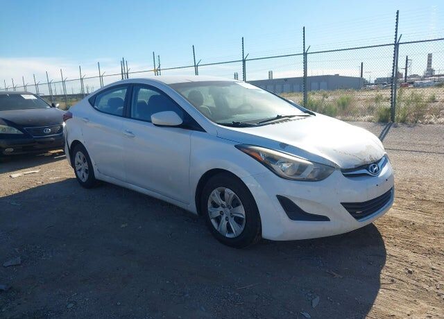 2016 HYUNDAI Elantra