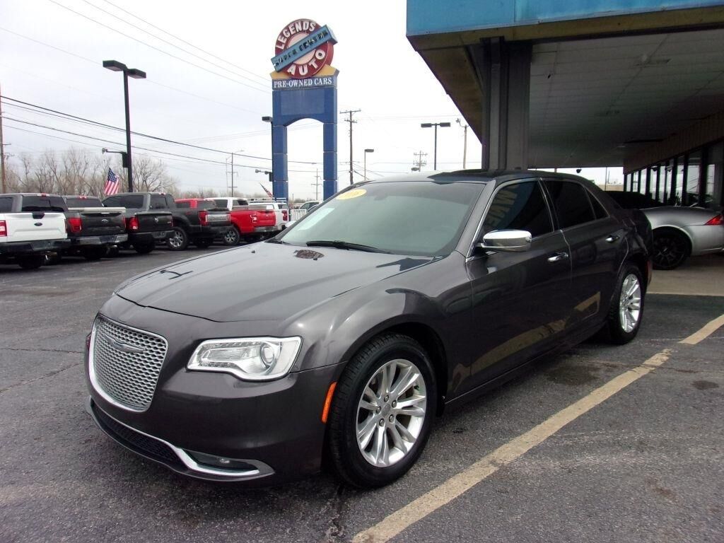 2016 CHRYSLER 300