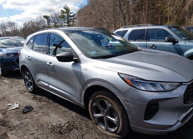 2024 FORD Escape