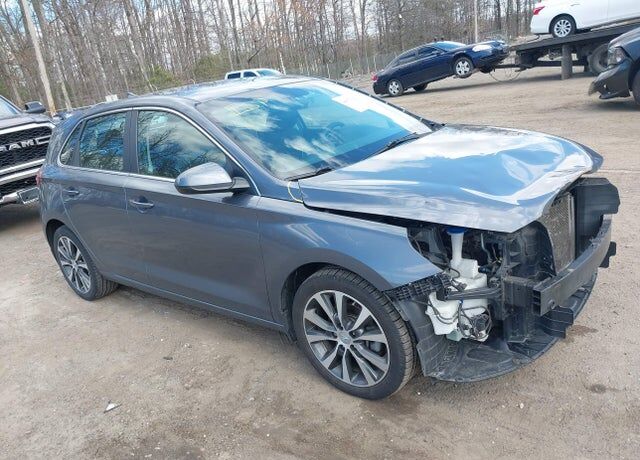 2019 HYUNDAI Elantra GT