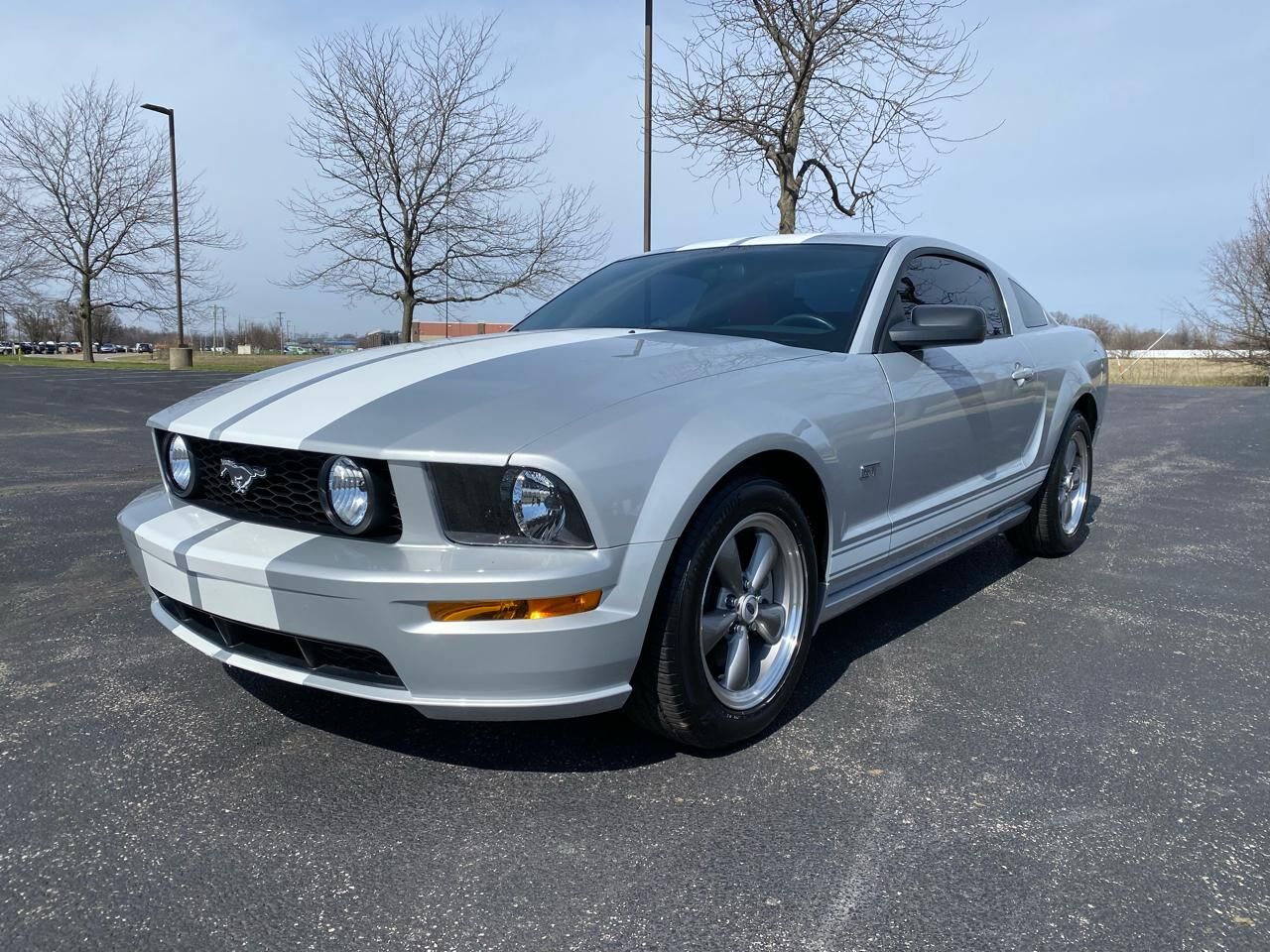 2005 FORD Mustang