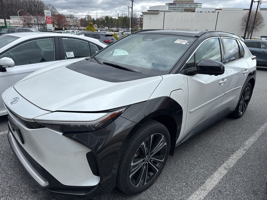2023 TOYOTA bZ4X
