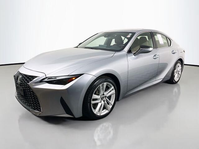 2021 LEXUS IS