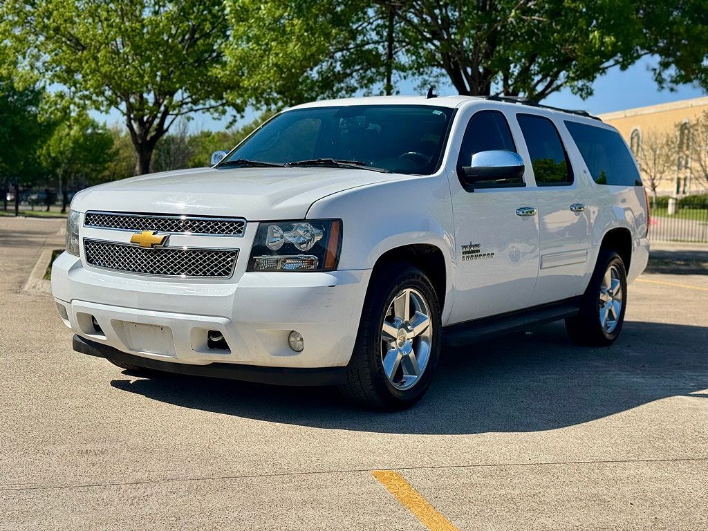 2014 CHEVROLET Suburban