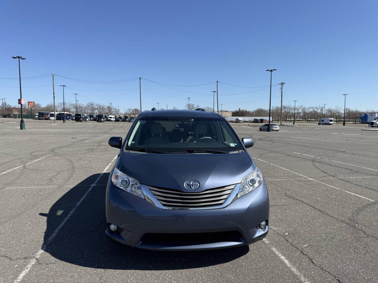 2014 TOYOTA Sienna