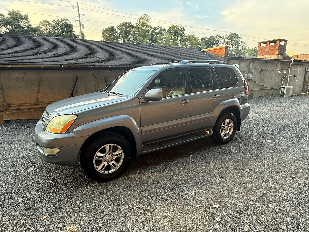 2004 LEXUS GX