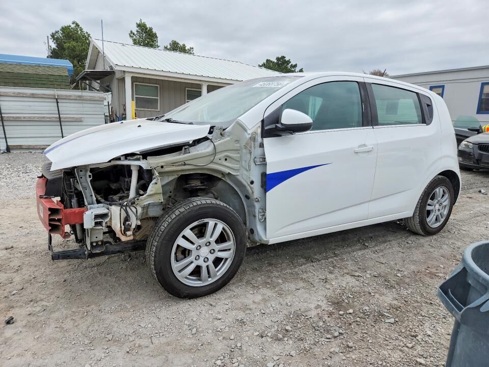 2016 CHEVROLET Sonic