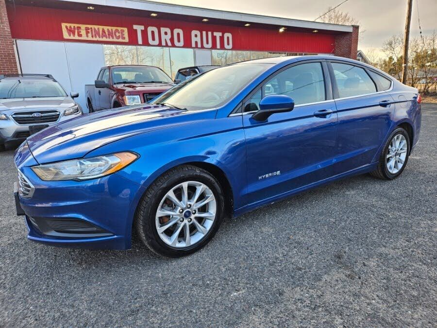 2017 FORD Fusion