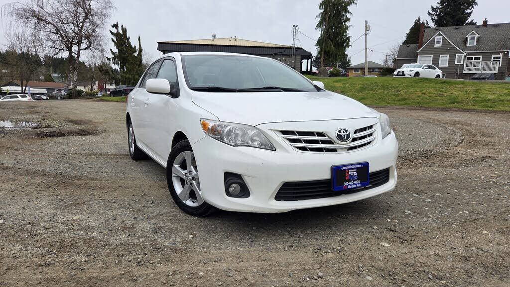 2013 TOYOTA Corolla