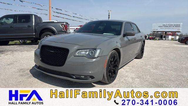 2019 CHRYSLER 300