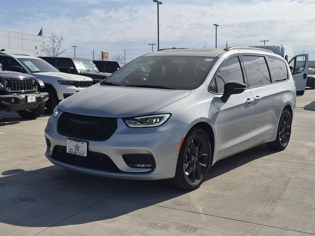 2026 CHRYSLER Pacifica